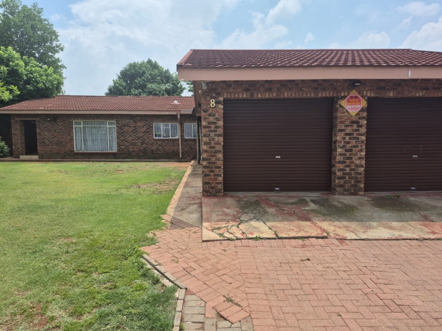 4 Bedroom Property for Sale in Vredefort Free State
